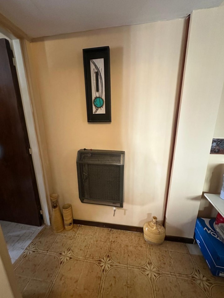 OPORTUNIDAD VENTA  DEPARTAMENTO 3 AMB CON COCHERA A 100 MTS DEL MAR!!