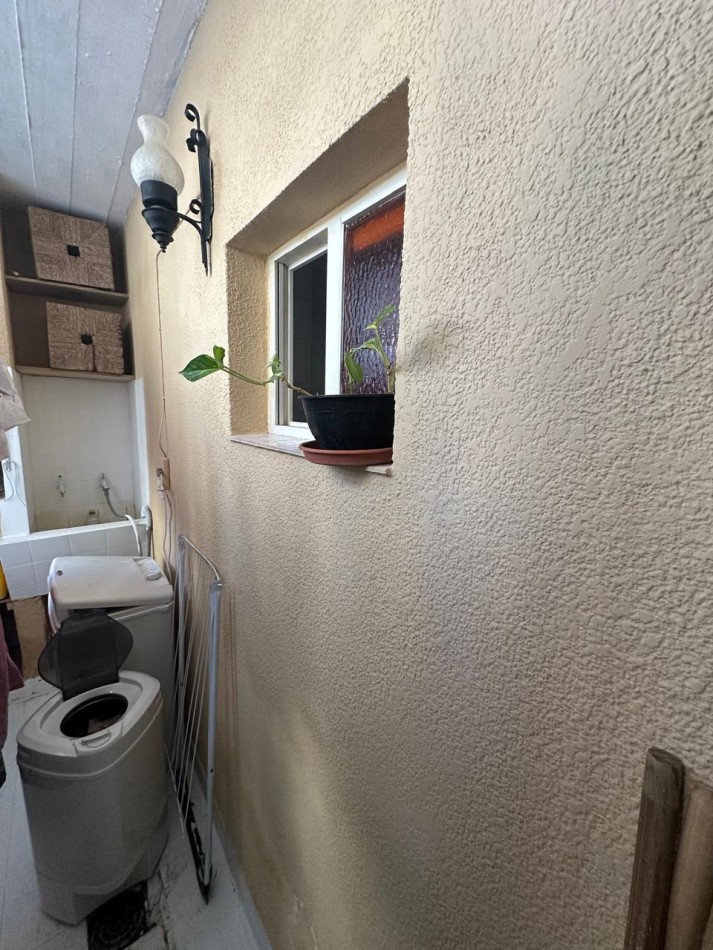 OPORTUNIDAD VENTA  DEPARTAMENTO 3 AMB CON COCHERA A 100 MTS DEL MAR!!