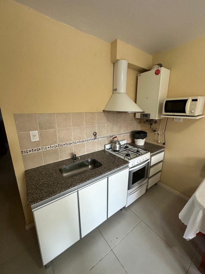 DEPARTAMENTO 2 AMBIENTES CON GAS NATURAL