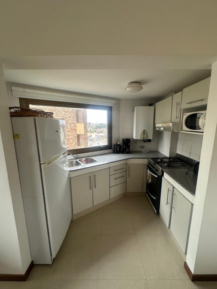 DEPARTAMENTO 2AMBIENTES CON COCHERA EN VILLA GESELL 