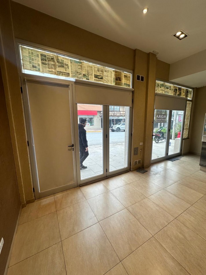 LOCAL COMERCIAL EN ALQUILER EN EL CENTRO DE VILLA GESELL