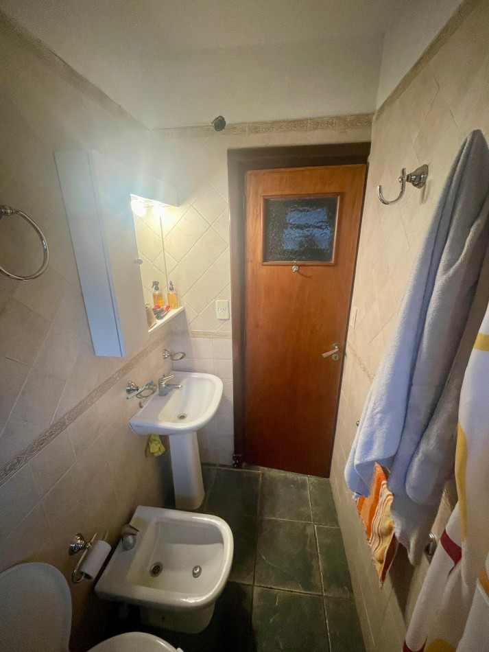 CHALET EN VENTA CON GAS NATURAL EN VILLA GESELL