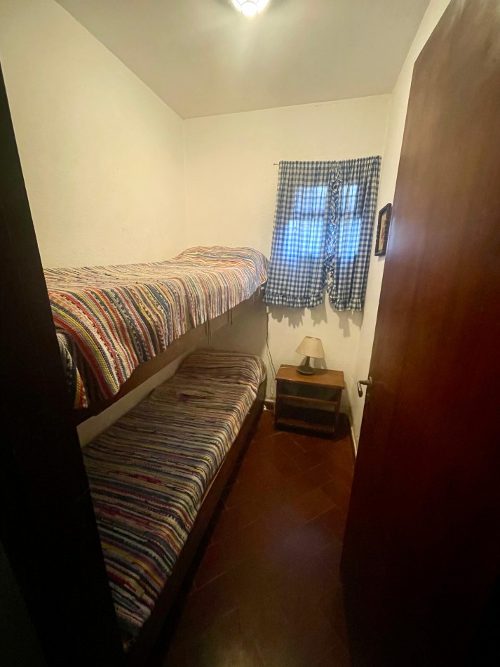 CHALET EN VENTA CON GAS NATURAL EN VILLA GESELL