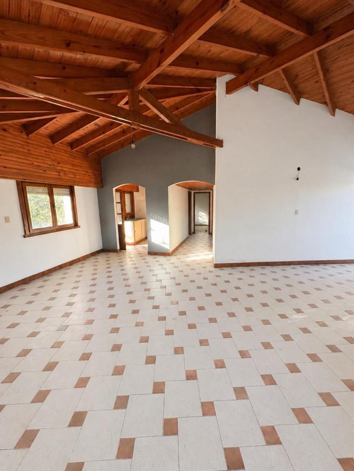 VENTA DE LOCAL COMERCIAL CON VIVIENDA ZONA CENTRO