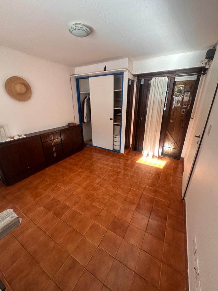 CASA 4 AMBIENTES CON GAS NATURAL ZONA NORTE 