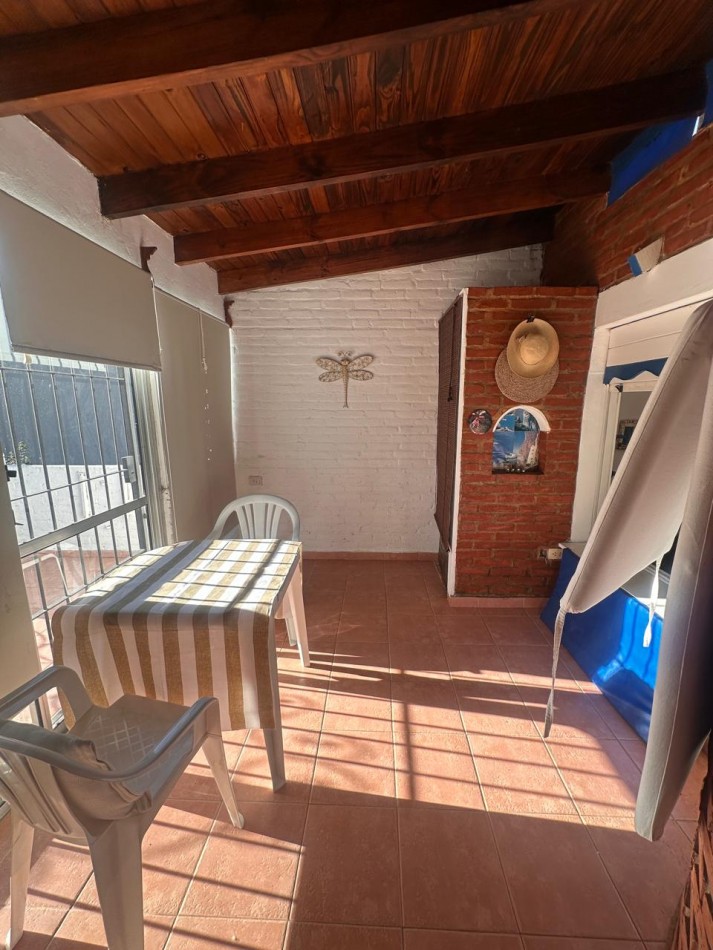 CASA 4 AMBIENTES CON GAS NATURAL ZONA NORTE 