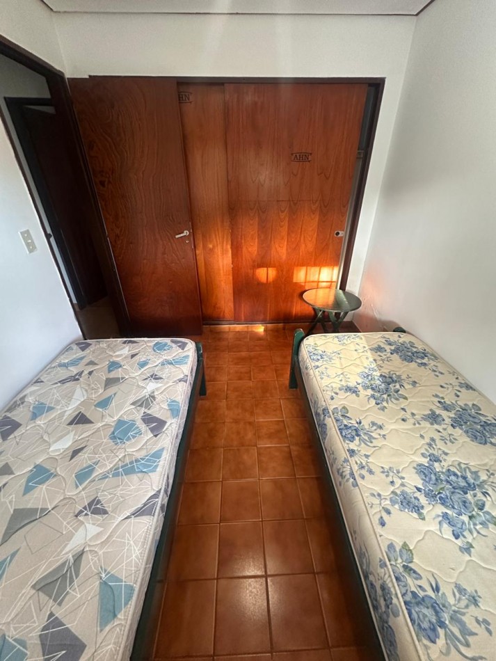 CASA 4 AMBIENTES CON GAS NATURAL ZONA NORTE 