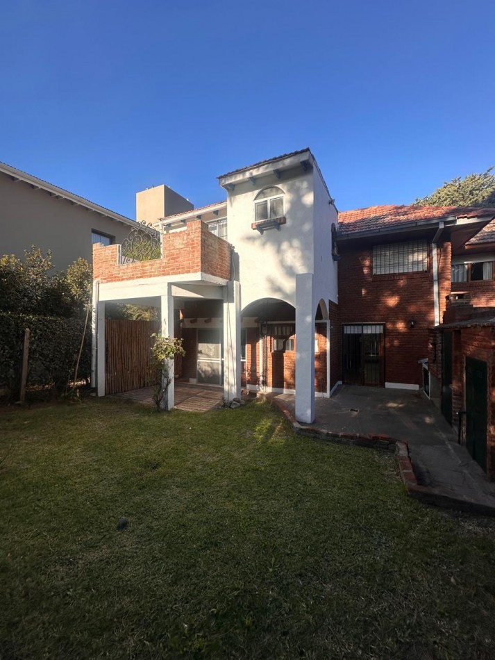 CASA 4 AMBIENTES CON GAS NATURAL ZONA NORTE 