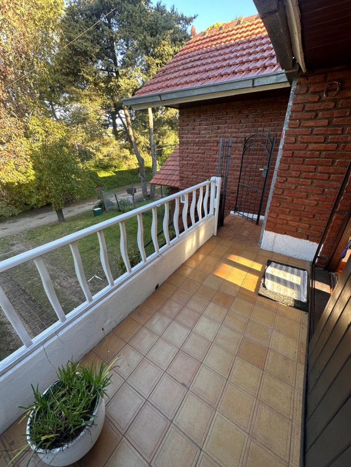 CASA 4 AMBIENTES CON GAS NATURAL ZONA NORTE 