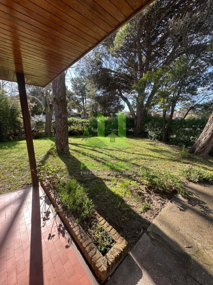 CASA EN VENTA EN VILLA GESELL