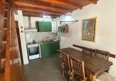 DUPLEX EN VENTA A PASOS DEL MAR - SIN EXPENSAS -