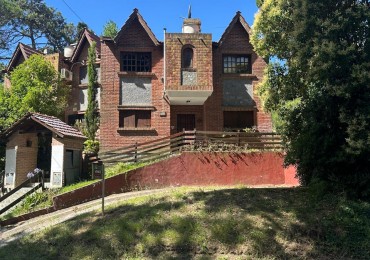 CASA EN VENTA 3 AMBIENTES EN VILLA GESELL CON GAS NATURAL